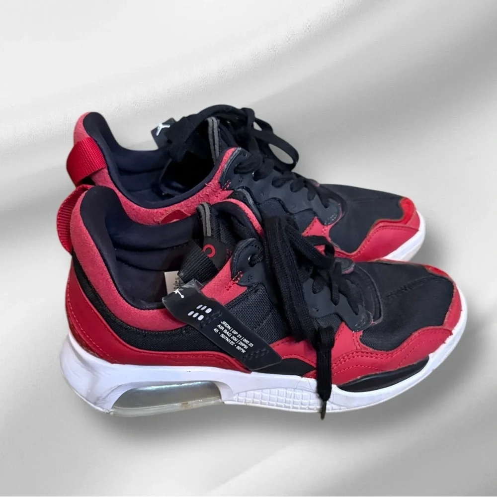 Nike Air Jordan MA2 